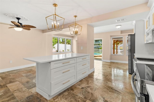 325 W Martin Luther King Jr Dr, Tarpon Springs, FL 34689 - photo 11