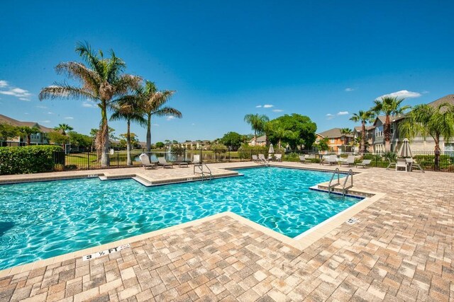 7001 Interbay Blvd Unit 121, Tampa, FL 33616 - community pool with a patio