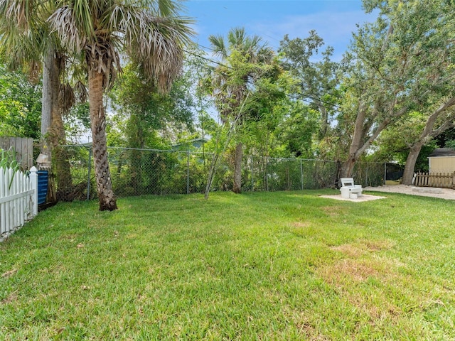 960 65th St S, Saint Petersburg, FL 33707 - view of fenced backyard