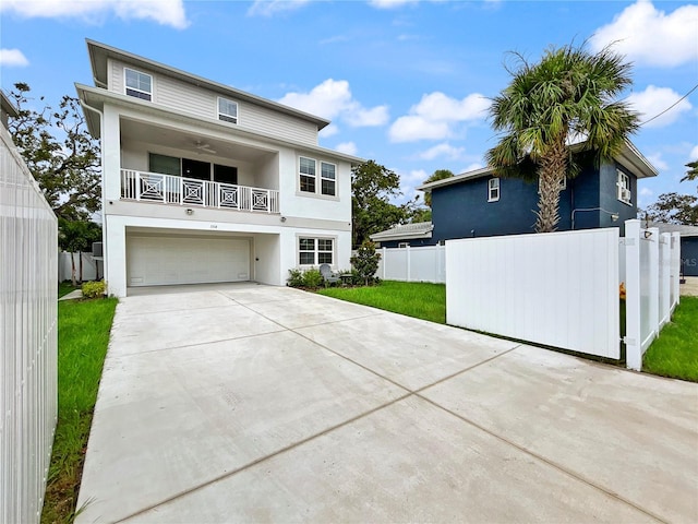 1514 5th St S, Saint Petersburg, FL 33701 - photo 2