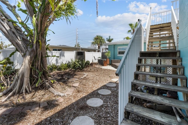 7950 Causeway Blvd N, Saint Petersburg, FL 33707 - view of yard featuring stairs