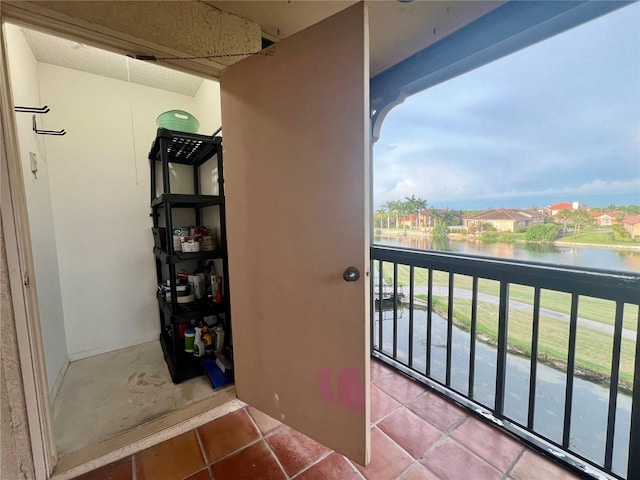 2400 Feather Sound Dr Unit 935, Clearwater, FL 33762 - balcony featuring a water view