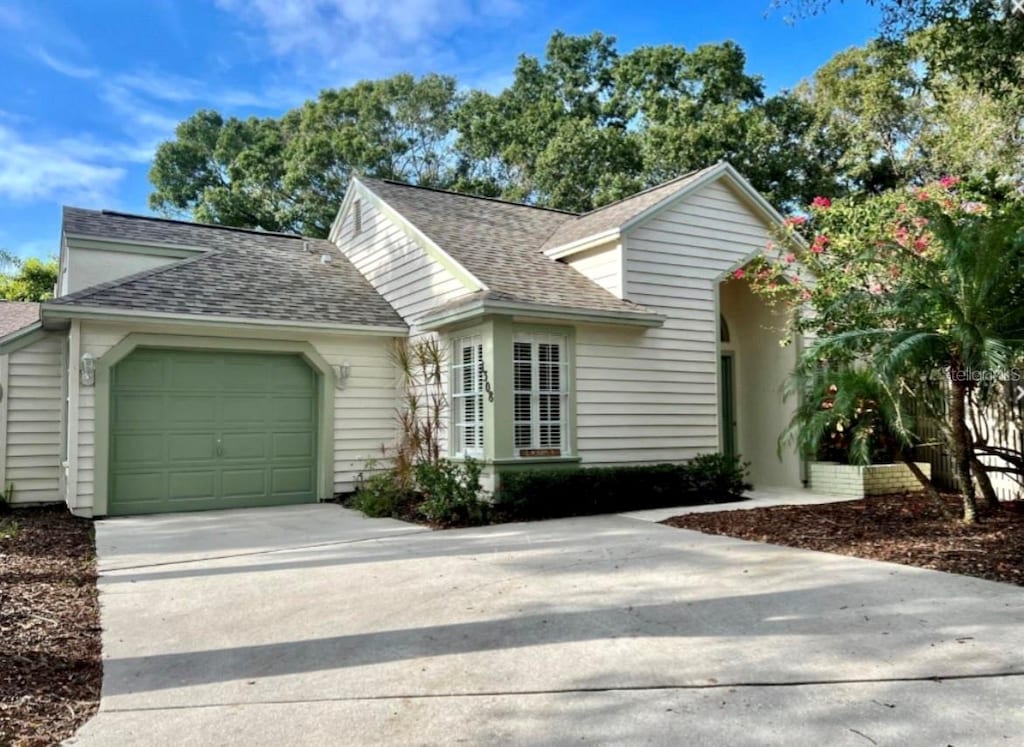 1308 Roxbury Dr, Safety Harbor, FL 34695 - photo 1