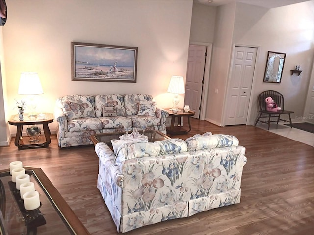 3740 Emerald Ln, Mulberry, FL 33860 - living room with wood finished floors and baseboards