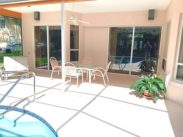 3740 Emerald Ln, Mulberry, FL 33860 - view of patio / terrace featuring ceiling fan and outdoor dining space