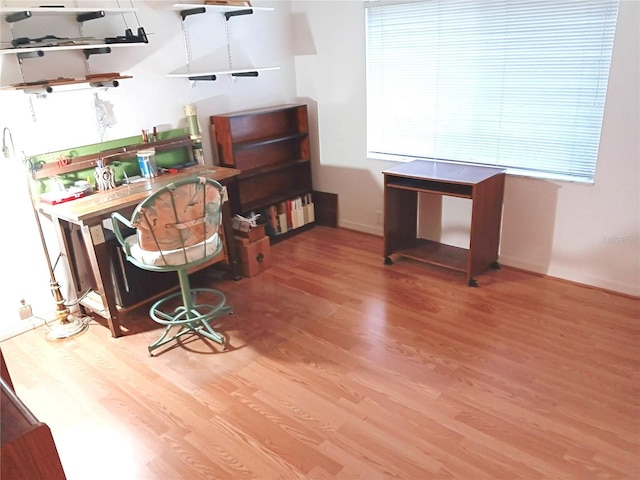 3740 Emerald Ln, Mulberry, FL 33860 - office space featuring wood finished floors