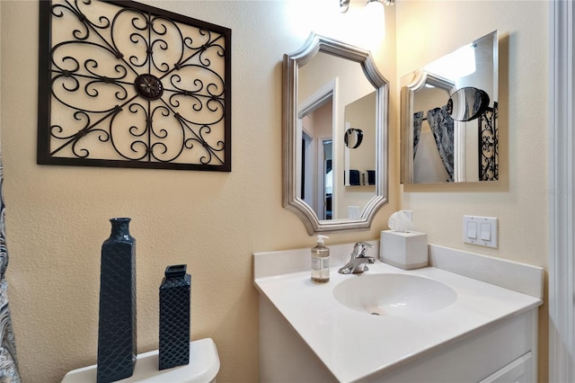 5642 Simonton St, Bradenton, FL 34203 - half bath featuring toilet and vanity