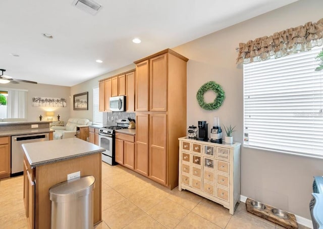 11127 Wembley Landing Dr, Lithia, FL 33547 - photo 8
