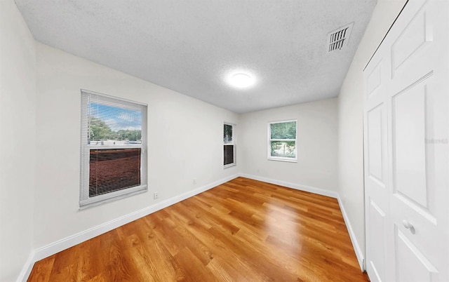 9650 Starline Dr, Dade City, FL 33525 - photo 25