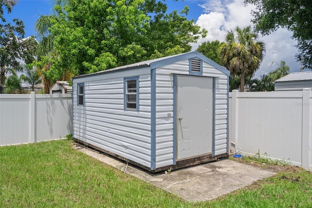 8319 Millwood Dr, Tampa, FL 33615 - photo 39