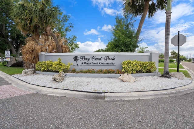 8319 Millwood Dr, Tampa, FL 33615 - photo 40