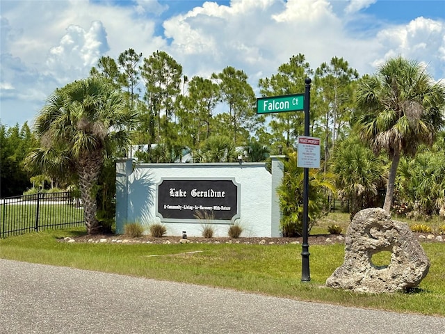 9016 Falcon Ct, Venice, FL 34293 - view of community sign