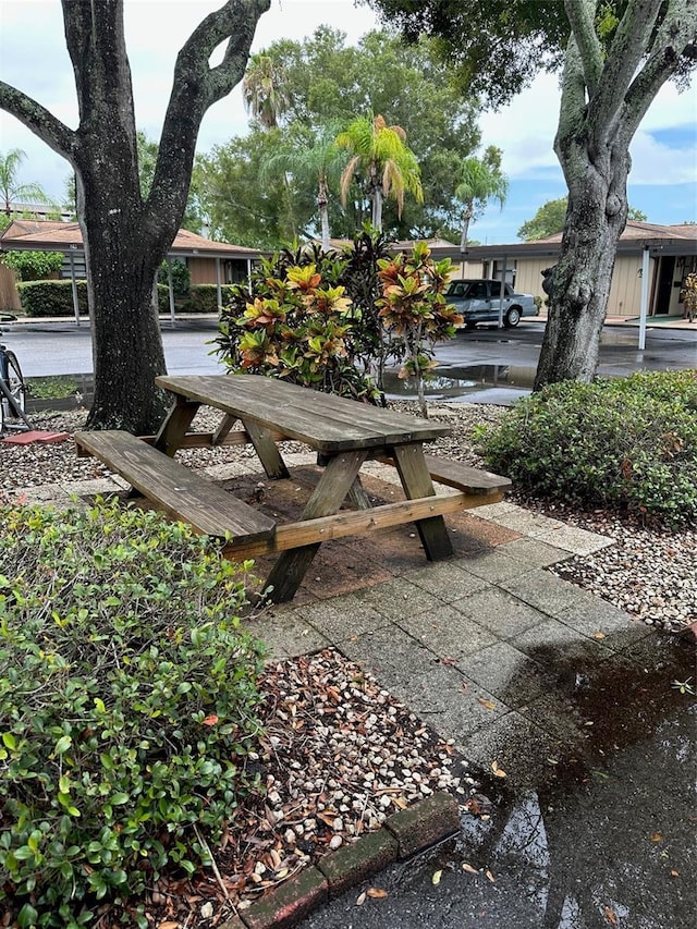 1980 Tahitian Pl Unit 10, Dunedin, FL 34698 - view of home's community