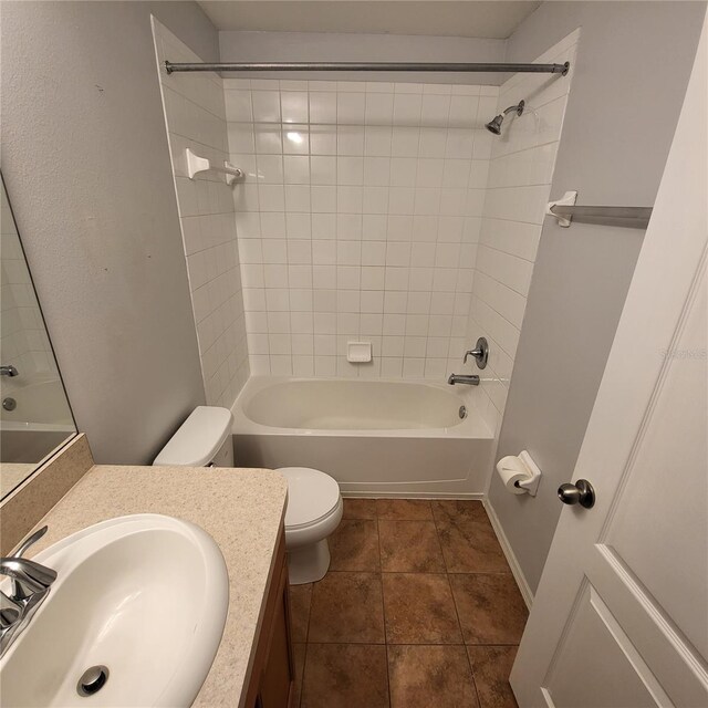 4060 Winding Vine Dr, Lakeland, FL 33812 - photo 24