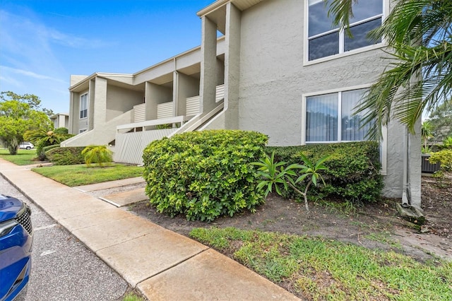 630 Windrush Bay Dr Unit 630, Tarpon Springs, FL 34689 - view of property