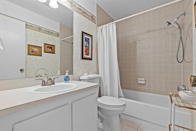 630 Windrush Bay Dr Unit 630, Tarpon Springs, FL 34689 - full bath with tile patterned floors, vanity, shower / bath combination with curtain, and wallpapered walls