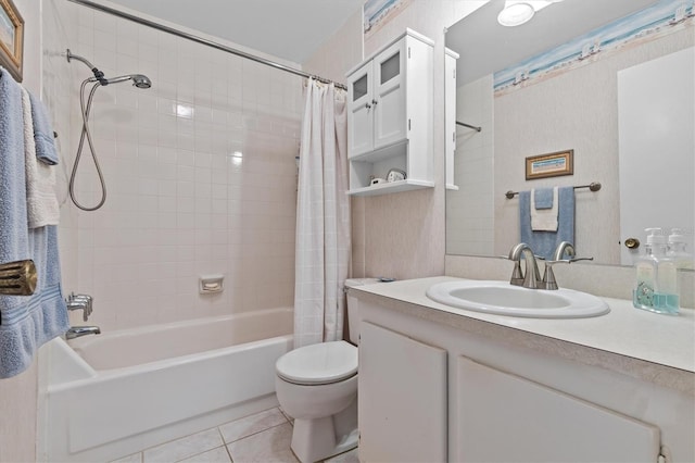 630 Windrush Bay Dr Unit 630, Tarpon Springs, FL 34689 - bathroom with shower / bath combination with curtain, vanity, and tile patterned flooring