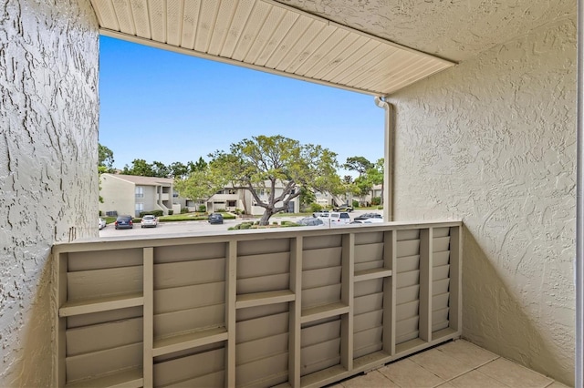 630 Windrush Bay Dr Unit 630, Tarpon Springs, FL 34689 - balcony featuring a residential view