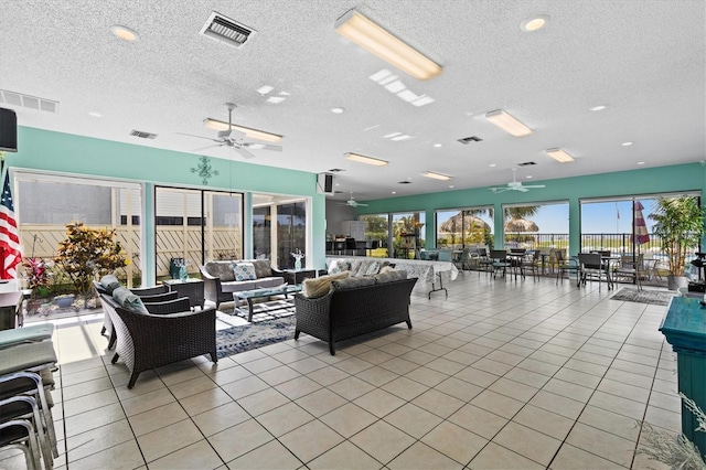 630 Windrush Bay Dr Unit 630, Tarpon Springs, FL 34689 - common area featuring a textured ceiling and recessed lighting