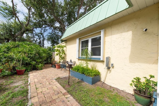 155 6th St NE, Largo, FL 33770 - photo 23