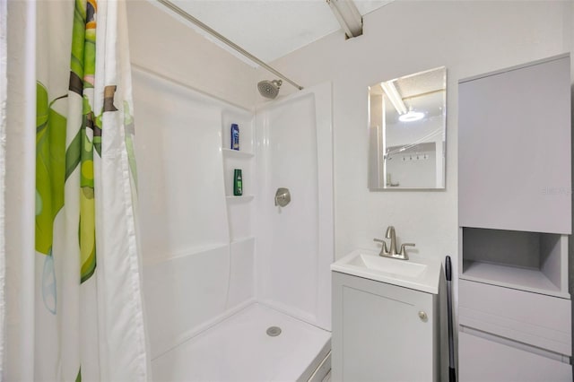 3302 69th St W, Bradenton, FL 34209 - bathroom featuring vanity and a shower with curtain
