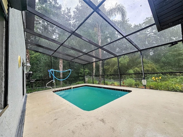 10928 Echo Loop, New Port Richey, FL 34654 - outdoor pool with a patio area and a lanai