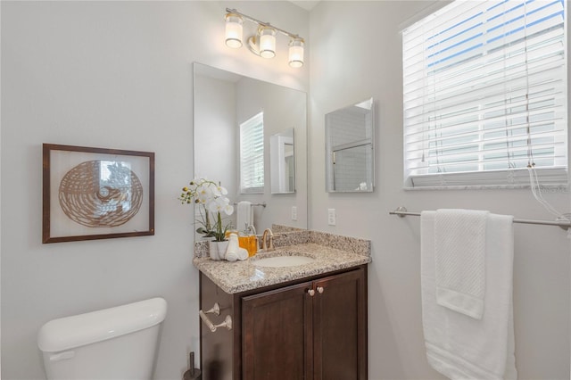 527 Jetstar Ln, Oldsmar, FL 34677 - bathroom with toilet and vanity