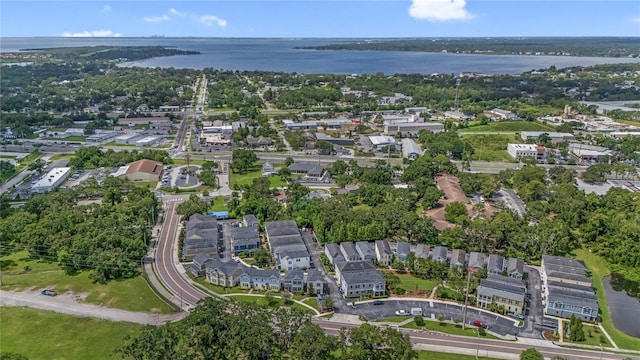 527 Jetstar Ln, Oldsmar, FL 34677 - aerial view of property and surrounding area with a large body of water and nearby suburban area