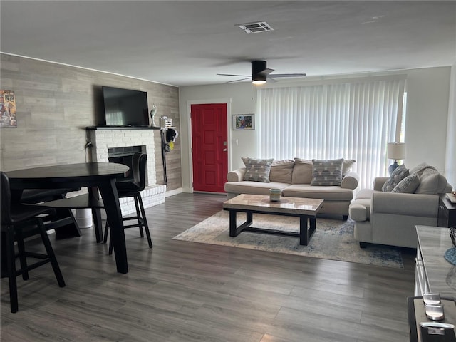 2175 43rd Ave N, Saint Petersburg, FL 33714 - photo 3