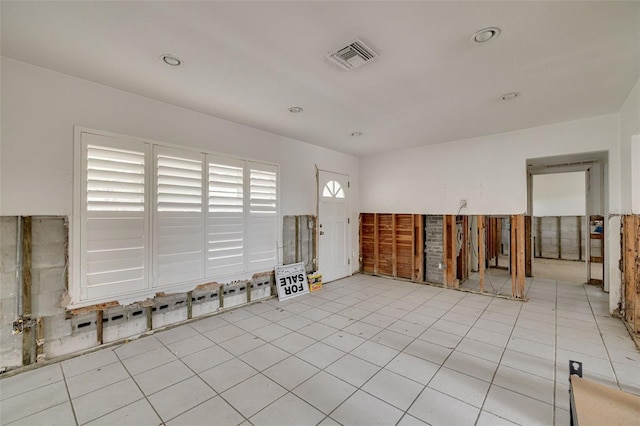 710 37th Ave NE, Saint Petersburg, FL 33704 - photo 14