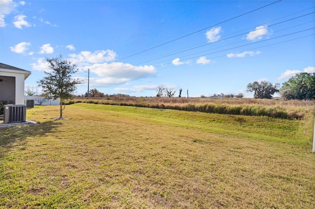 11829 Brighton Knoll Loop, Riverview, FL 33579 - view of grassy yard featuring a rural view