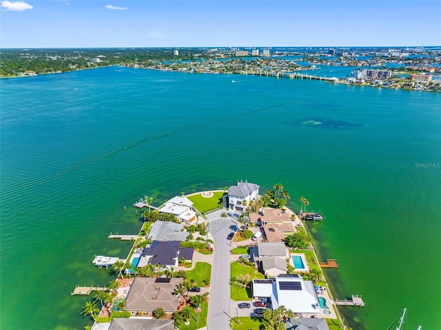 11085 9th St E, Treasure Island, FL 33706 - aerial view of residential area featuring a large body of water