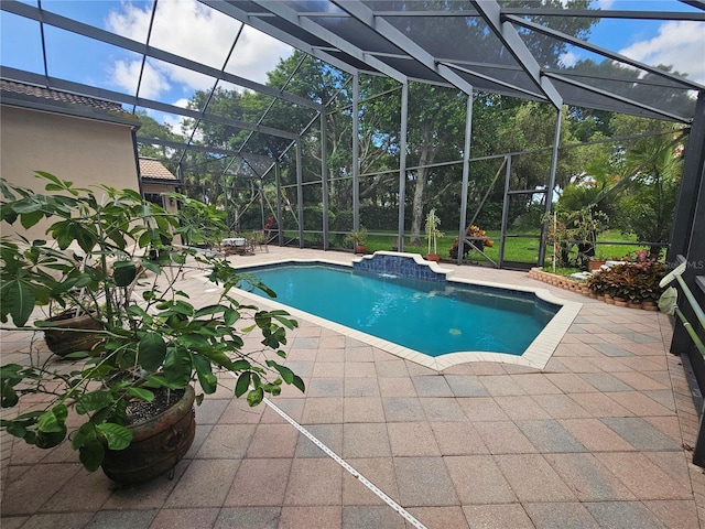 6900 Molakai Cir, Boynton Beach, FL 33437 - outdoor pool featuring a patio and a lanai