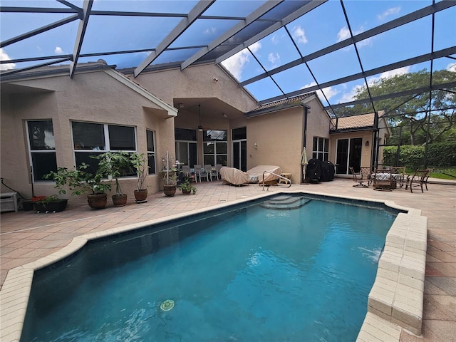 6900 Molakai Cir, Boynton Beach, FL 33437 - swimming pool with a patio and a lanai