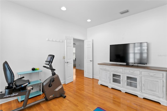 305 Sea Island Way, Tampa, FL 33602 - office area featuring light wood-type flooring and recessed lighting