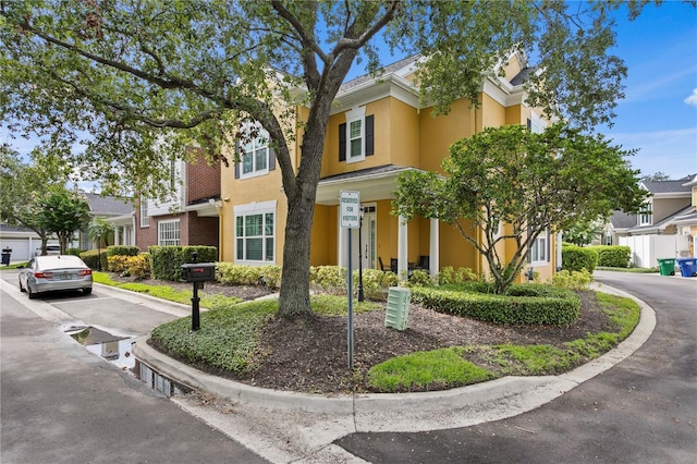 305 Sea Island Way, Tampa, FL 33602 - multi unit property featuring stucco siding