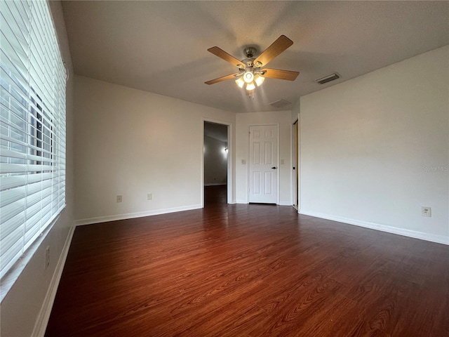 18302 Aintree Ct, Tampa, FL 33647 - photo 15