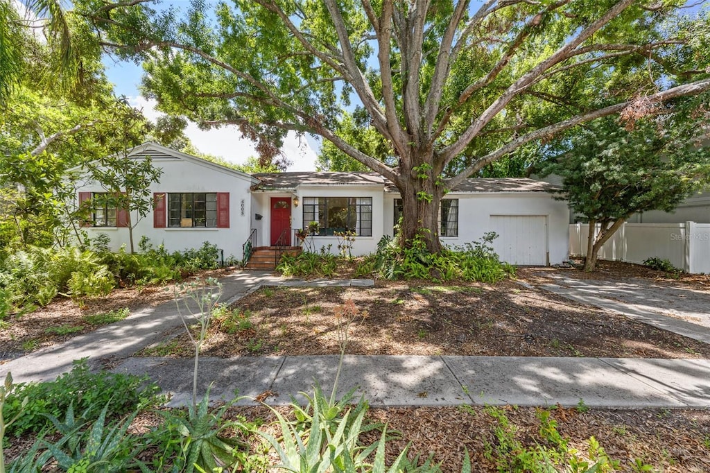 4008 W El Prado Blvd, Tampa, FL 33629 - photo 1