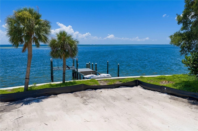 1910 Illinois Ave NE, Saint Petersburg, FL 33703 - photo 2