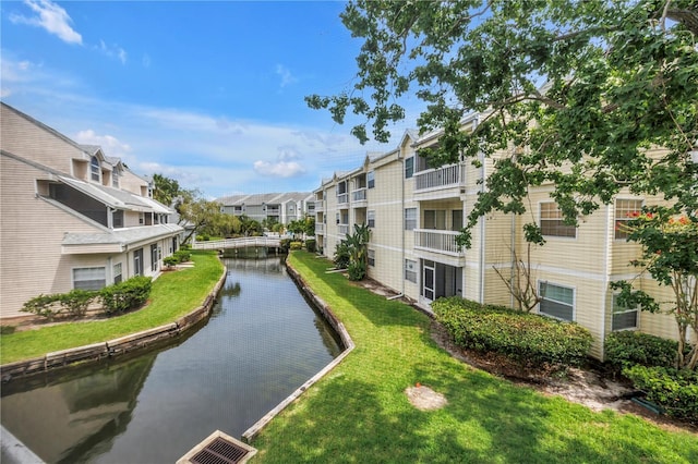 6916 Stones Throw Cir N Unit 9207, Saint Petersburg, FL 33710 - view of property's community with a water view