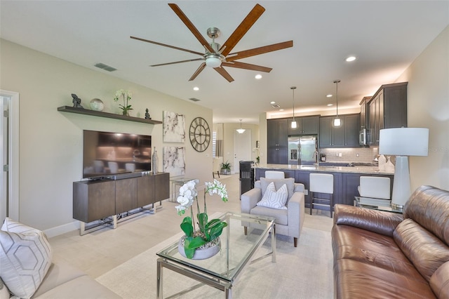 4905 Avila Lakes Dr, Wimauma, FL 33598 - photo 5