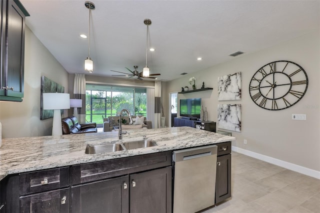 4905 Avila Lakes Dr, Wimauma, FL 33598 - photo 10