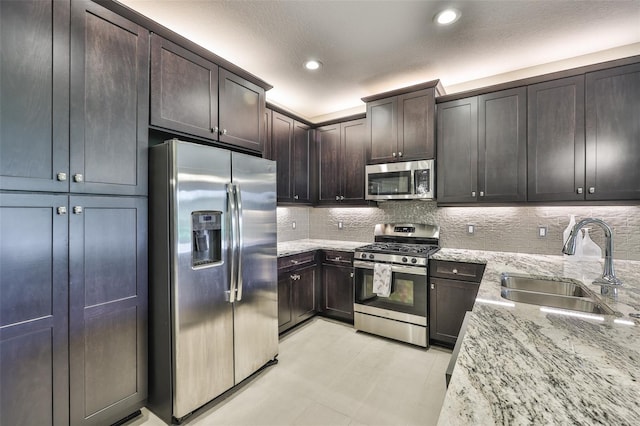 4905 Avila Lakes Dr, Wimauma, FL 33598 - photo 12