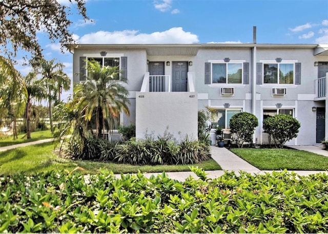 4128 Dolphin Dr, Tampa, FL 33617 - photo 1