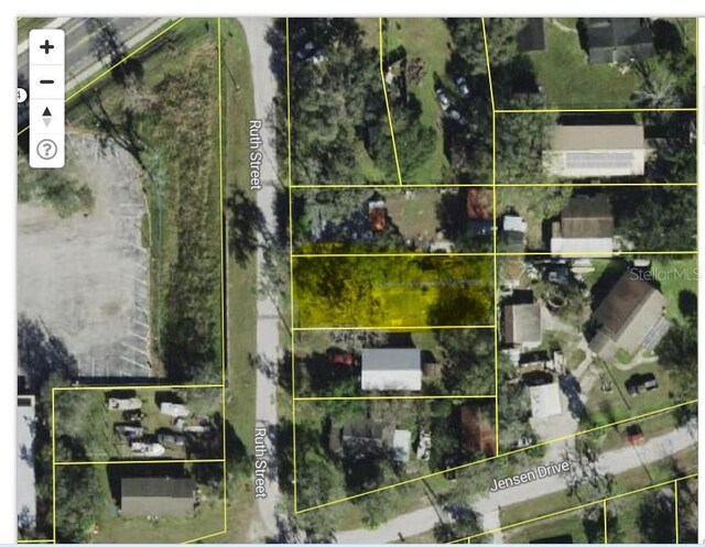 608 Ruth St, Plant City, FL 33563 - photo 14