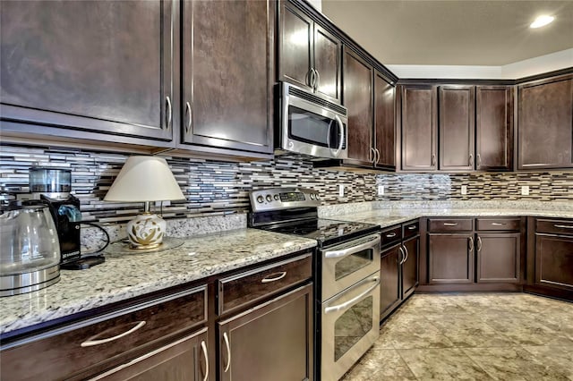 31518 Bearded Oak Dr, Wesley Chapel, FL 33543 - photo 24