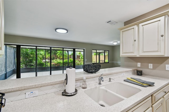 3310 Mcfarland Rd, Tampa, FL 33618 - photo 27