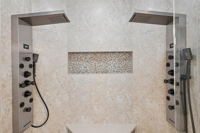 1042 Tuscany Dr, Trinity, FL 34655 - full bathroom featuring a tile shower