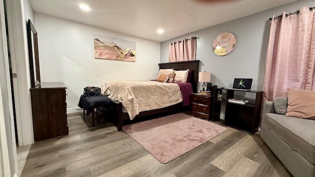 2813 W Kenmore Ave, Tampa, FL 33614 - bedroom featuring wood finished floors and recessed lighting
