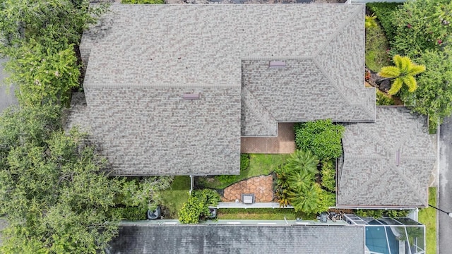 10305 Marchmont Ct, Tampa, FL 33626 - photo 36